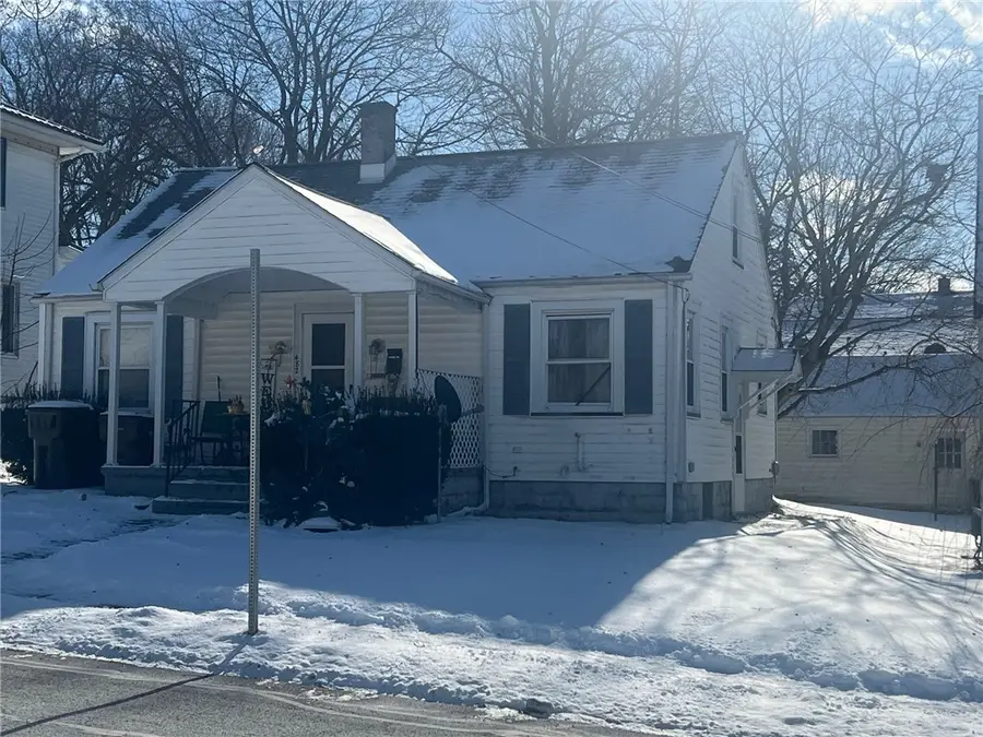 482 Meek St, Sharon, PA 16146 - #2