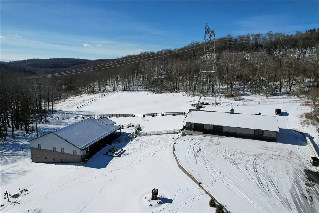 189 Josh Dr, Gipsy, PA 15742 - #1