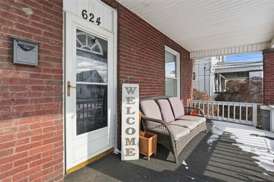 624 Line Ave, Ellwood City, PA 16117 - #2