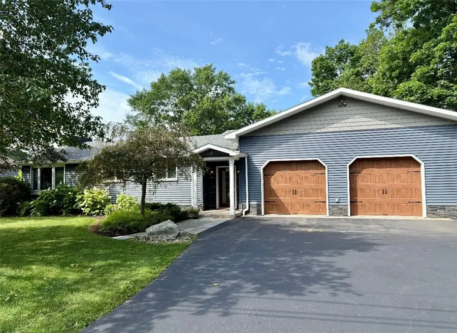 362 Latonka Dr, Lake Latonka, PA 16137 - Image #2