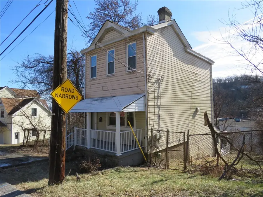 2441 Glen Mawr St, Pittsburgh, PA 15204 - Image #2