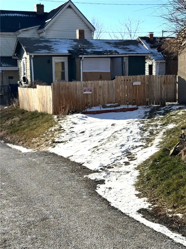 438 New York Ave., Rochester, PA 15074 - #3