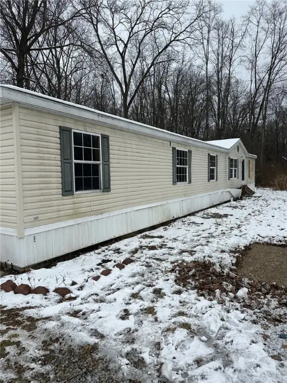 143 W Beechwood Rd, Bessemer, PA 16112 - #1