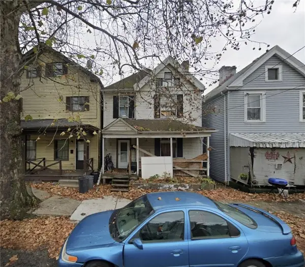 712 Ohio Ave, Glassport, PA 15045