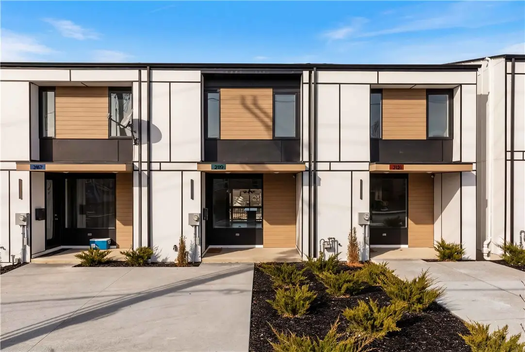 2119 Rose St, Pittsburgh, PA 15219 - Image #1