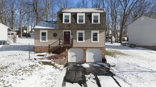 545 Chaparral Dr, Cranberry Twp, PA 16066