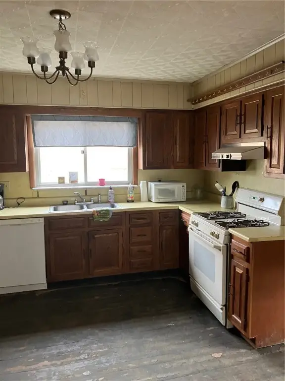 231 Stone Ave., Templeton, PA 16259 - #3