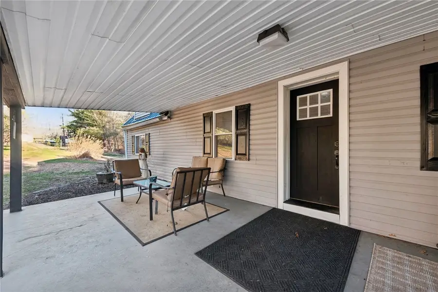 161 Lucky Ln, Dawson, PA 15428 - #3