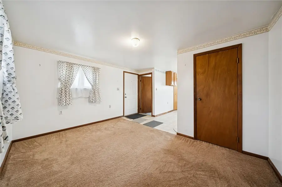 3 Sewickley Ave, Herminie, PA 15637 - #3