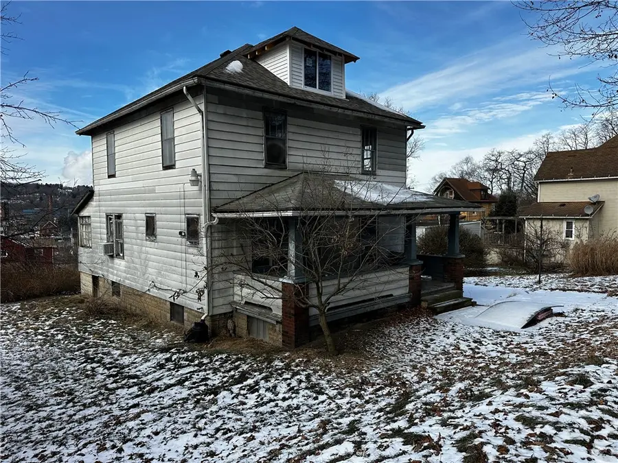 1006 Shira St, New Castle, PA 16101 - #3