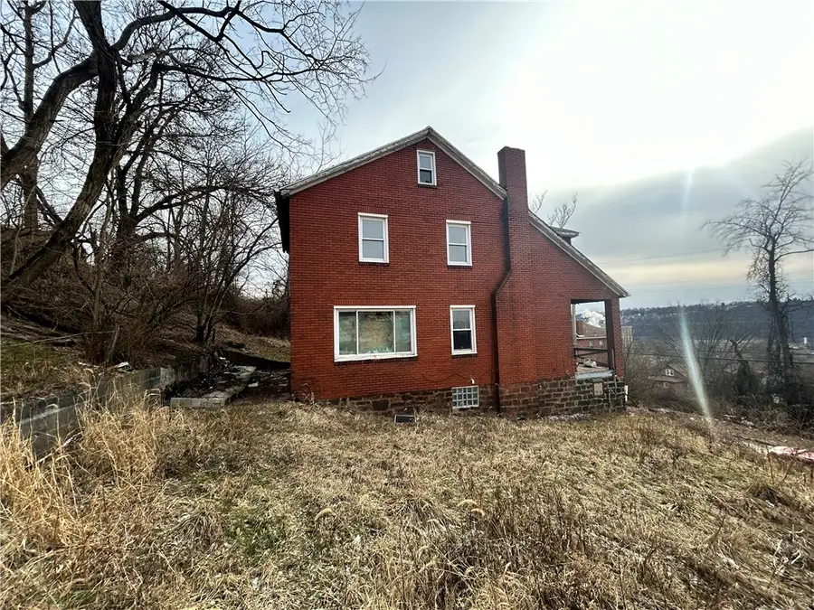 553 Price Ave, Braddock, PA 15104 - #2