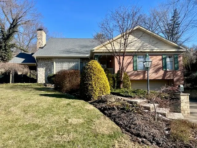 308 Rosslyn Road, Rosslyn Farms, PA 15106 - #1