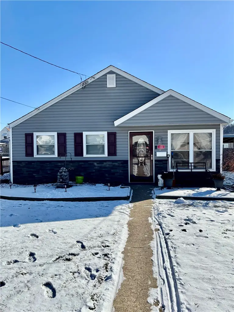 102 Violet Dr., Lower Burrell, PA 15068 - #1