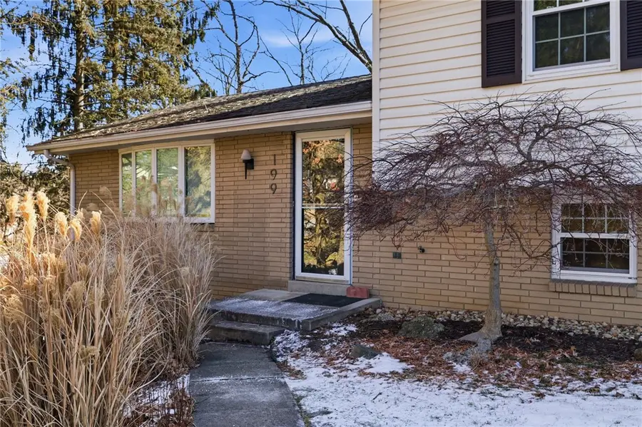 199 Avondale St, Ross Township, PA 15237 - #3