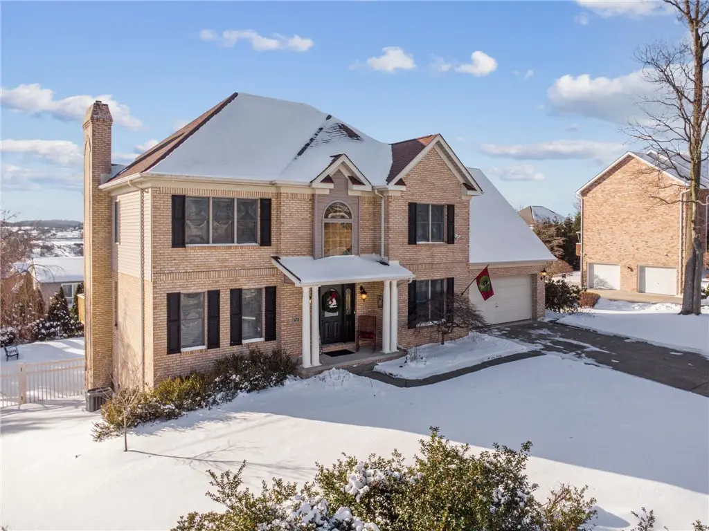 572 Agnes St, Hempfield, PA 15601 - Image #1