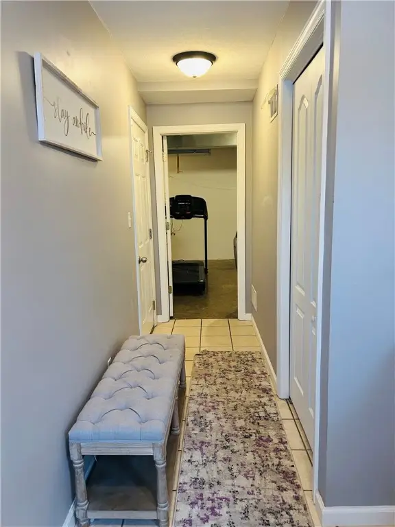 6912 Spring Valley Ln, Murrysville, PA 15632 - #2