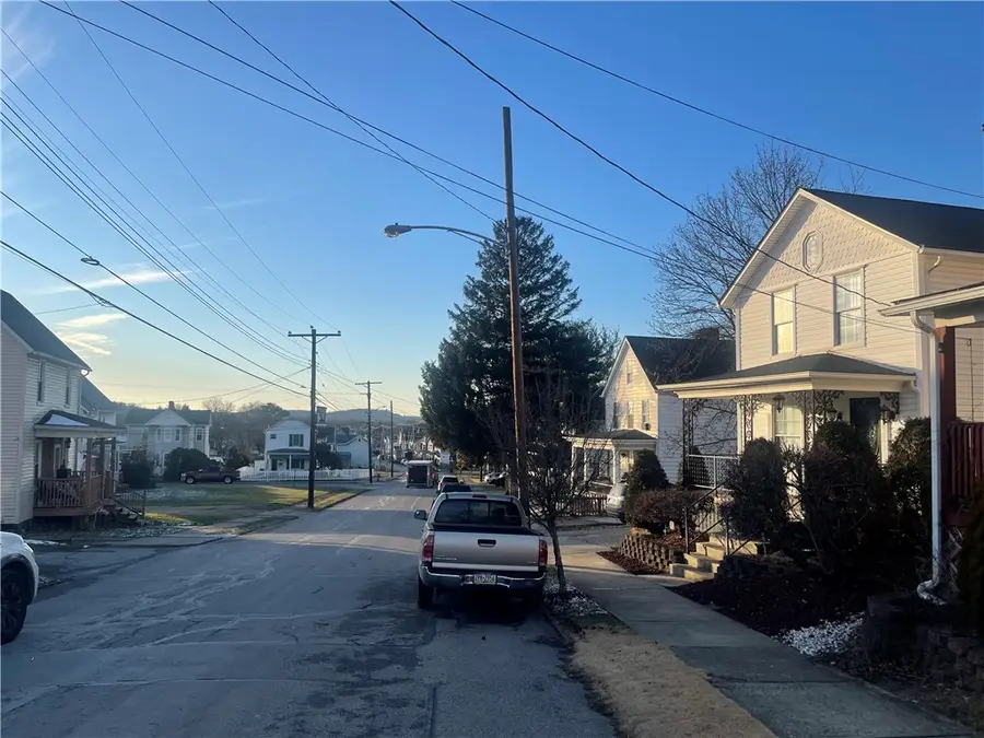 339 Maple Ave, Blairsville, PA 15717 - #2