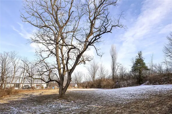 - Soltis, North Huntingdon, PA 15642