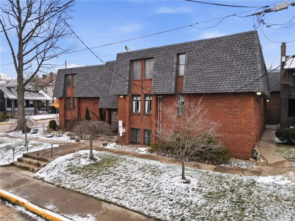 700 4th St #6, Aspinwall, PA 15215 - #1