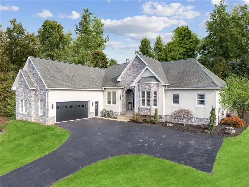 137 Eastwood Court, White, PA 15701 - Image #1