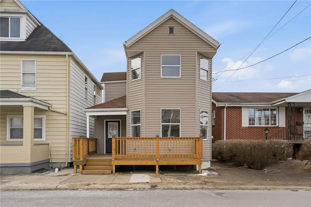 1022 2nd Ave, Coraopolis, PA 15108 - Image #1