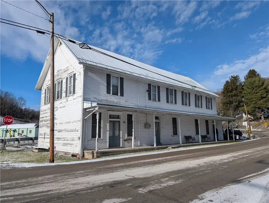 176 Main St, Graysville, PA 15337 - #2