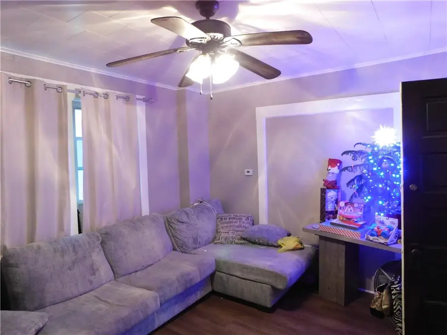 119 Waugaman St, Aliquippa, PA 15001 - Image #3