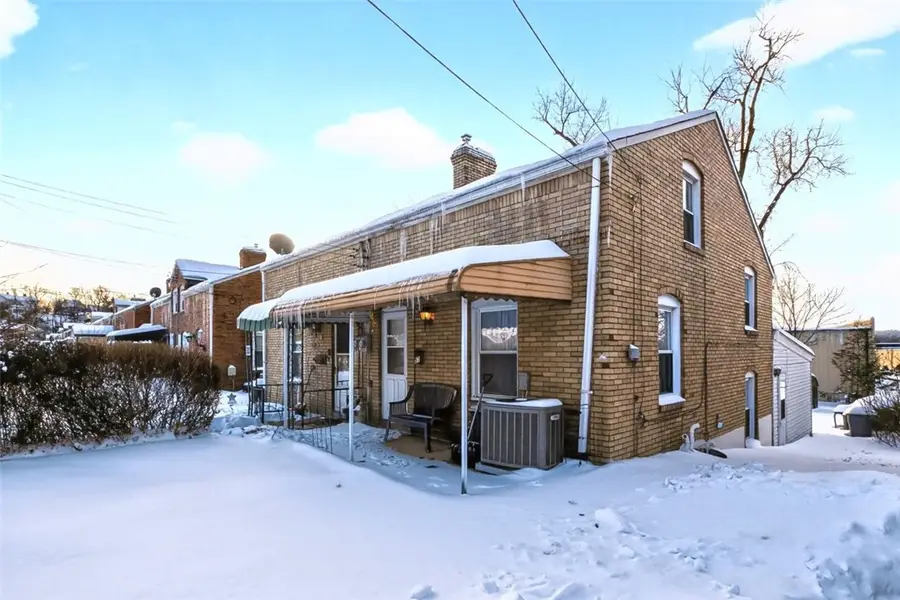 57 Thomas St, Crafton, PA 15205 - Image #2