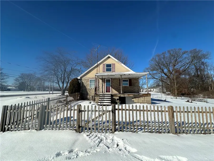 2897 Rutledge Road, Transfer, PA 16154 - Image #2