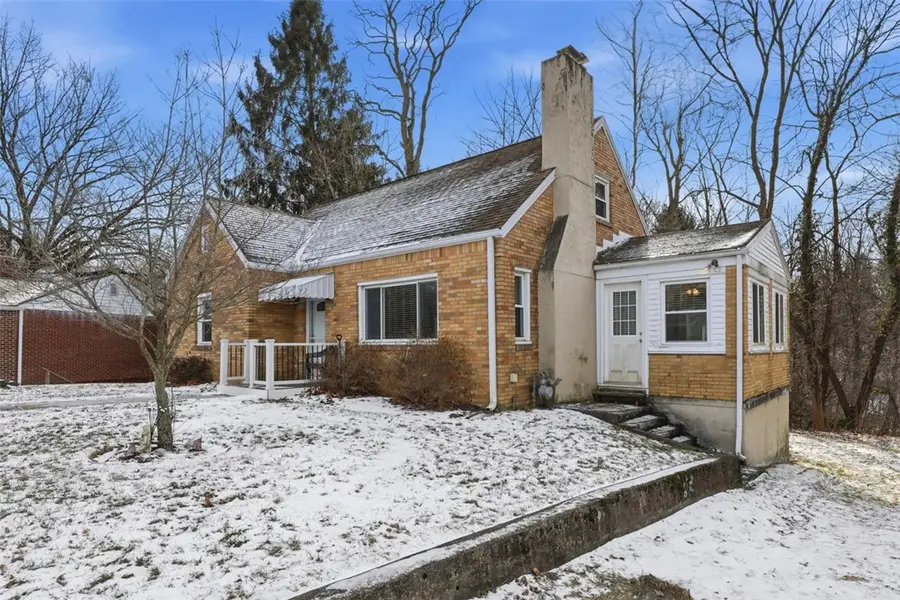 27 Ehle Ave, Kennedy, PA 15108 - #2