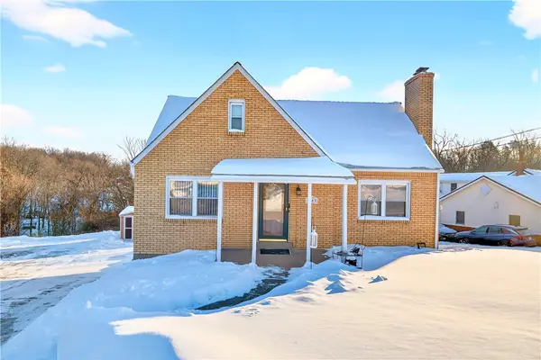 2003 Ewings Mill Rd, Robinson Twp, PA 15108