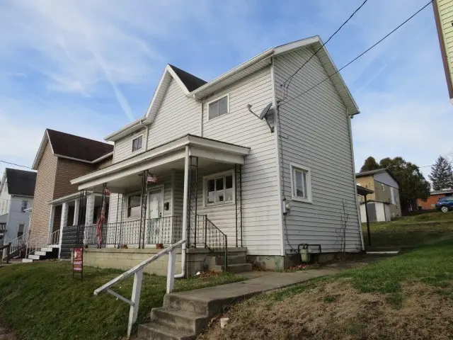320 S Broadway St, Scottdale, PA 15683 - Image #2