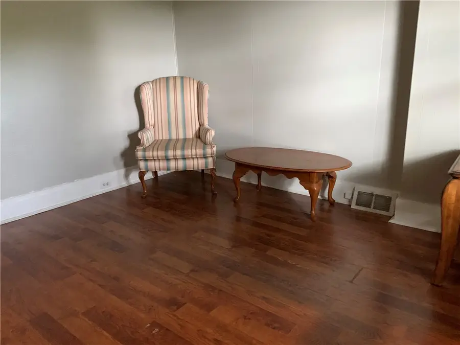 518 Carolyn Ave, Bellevue, PA 15202 - #2