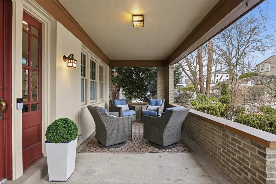 813 Academy Place, Mount Lebanon Township, PA 15243 - #2