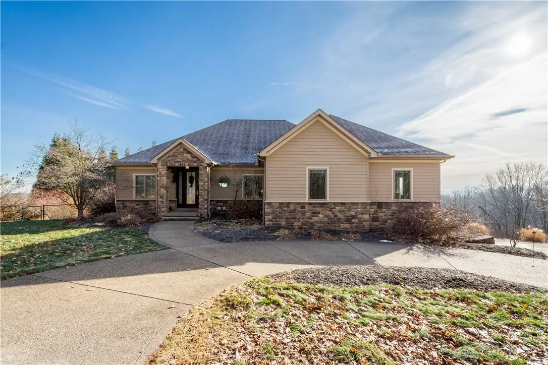 806 Harmony Rd, Ohio, PA 15237 - #1