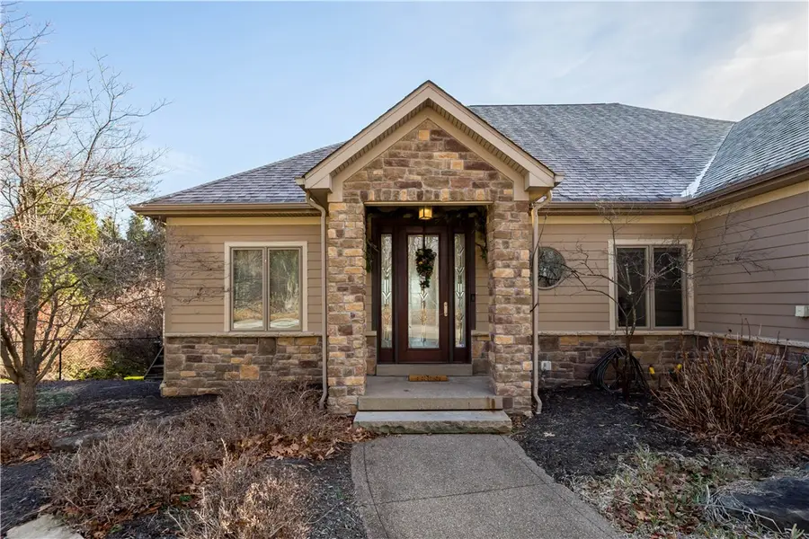 806 Harmony Rd, Ohio, PA 15237 - #3