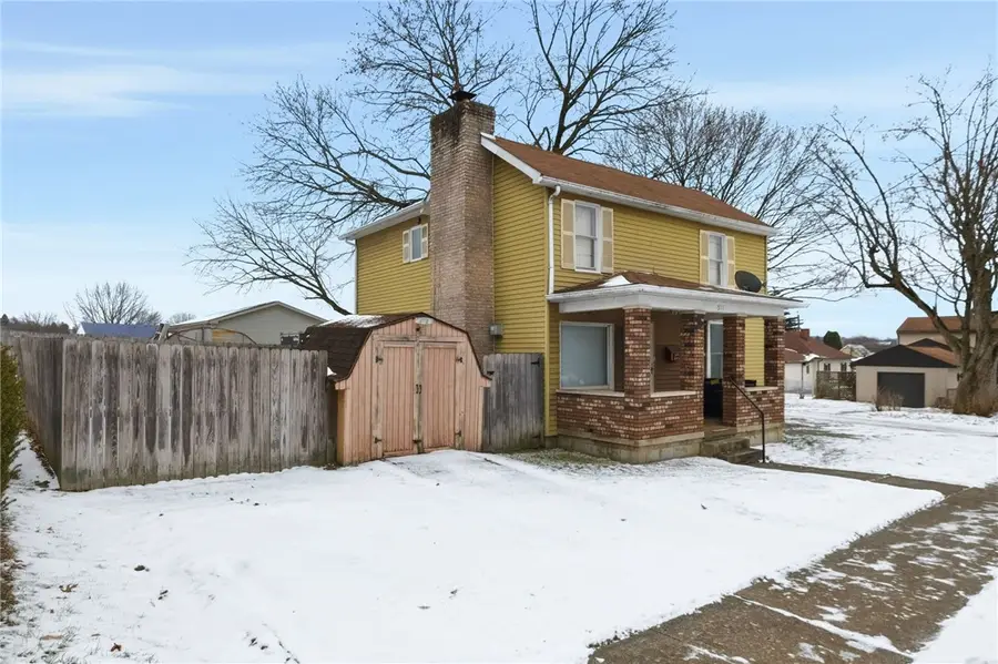 511 Bridge St, Ellwood City, PA 16117 - #2