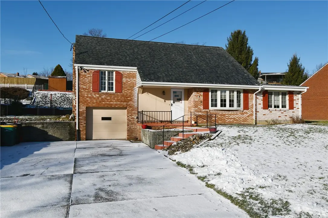 309 Holly Hill Dr, Ross Township, PA 15237 - #1