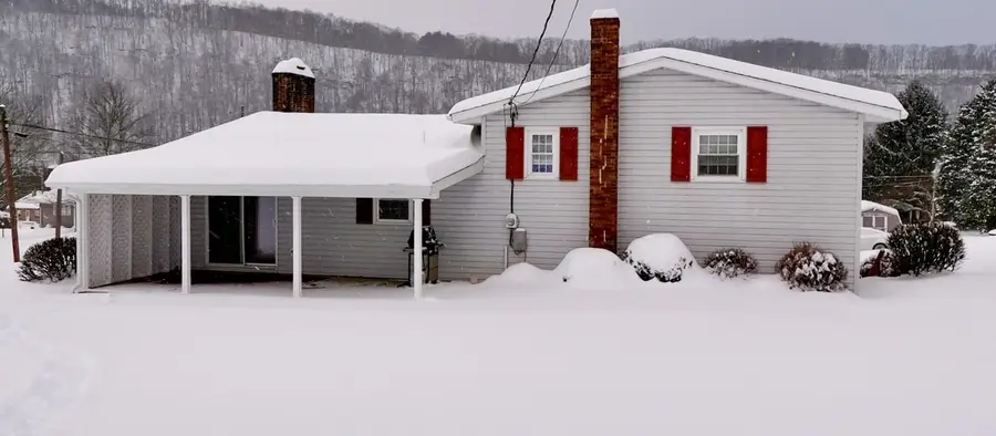 811 Grant St, East Brady, PA 16028 - Image #3