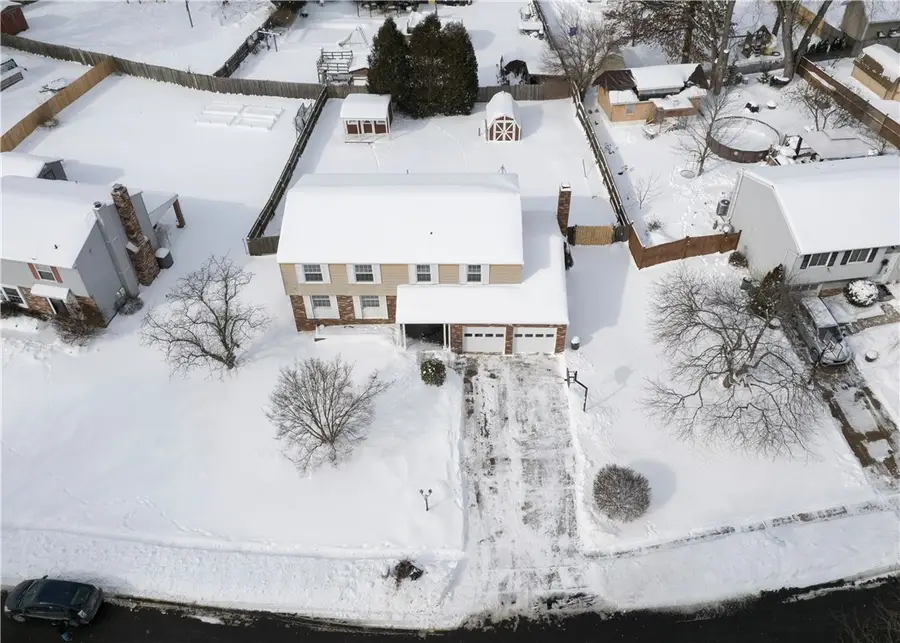 855 2nd Ave, Economy, PA 15042 - #3