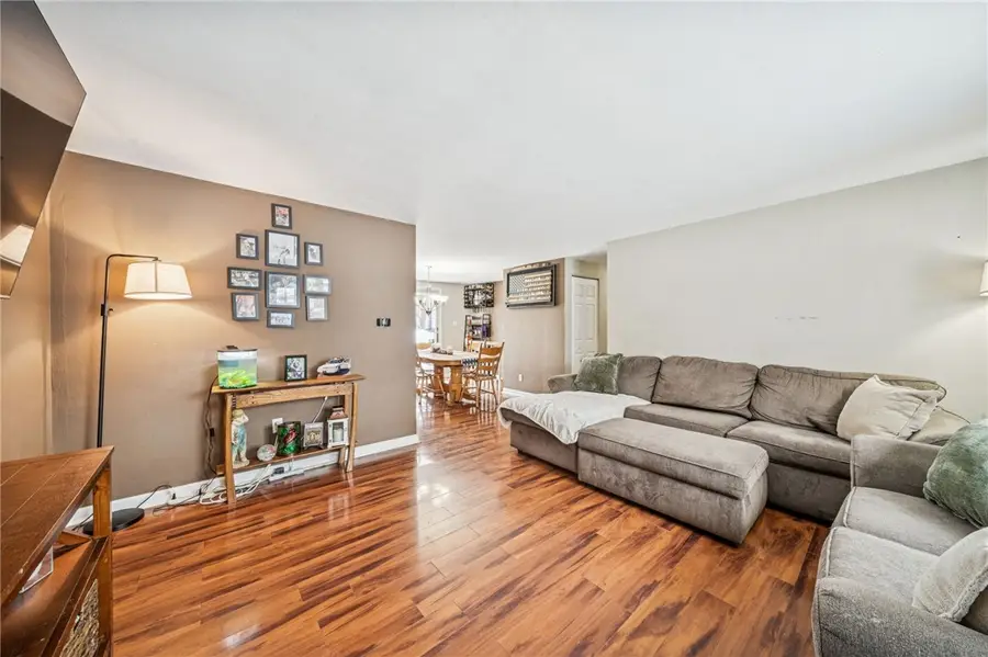 4310 Paradise Dr, West Deer, PA 15044 - #3