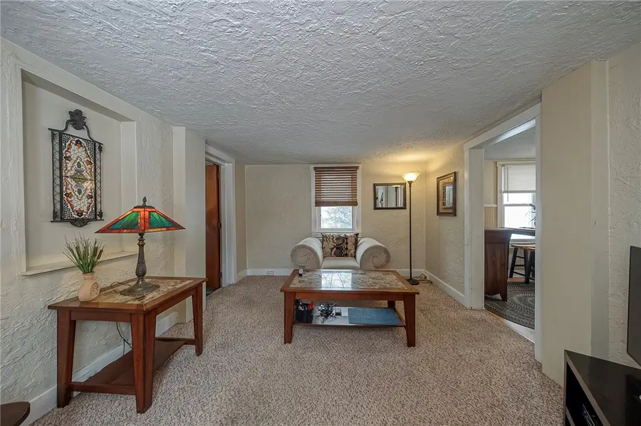 101 Hillcrest Dr, Ross Township, PA 15237 - #3