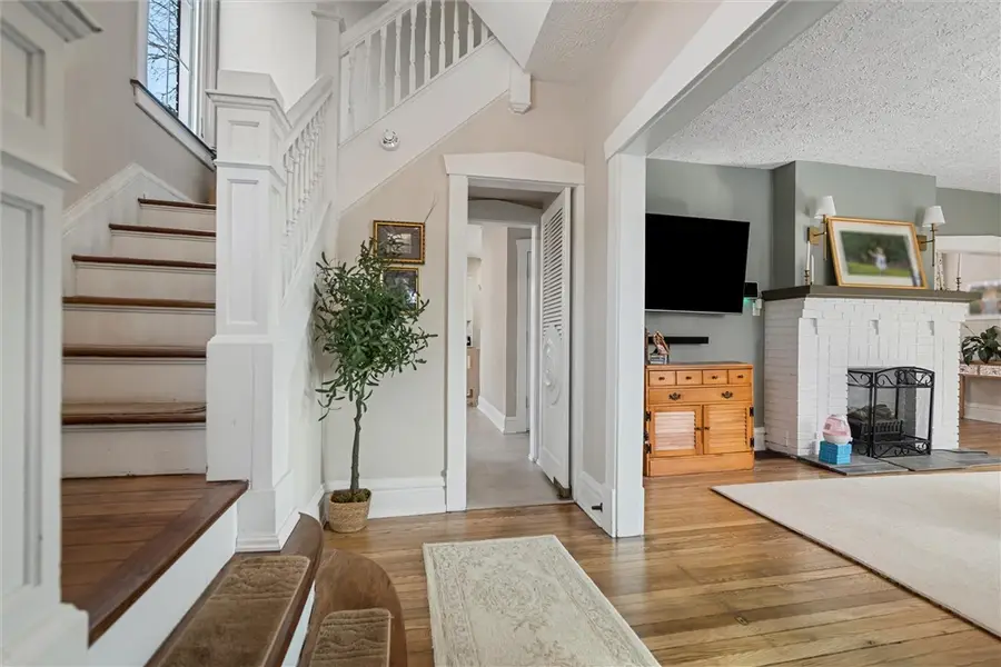 120 Case Ave, Sharon, PA 16146 - #2