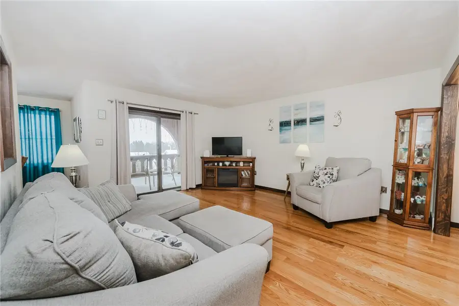 205 Briarwood, White, PA 15701 - Image #2