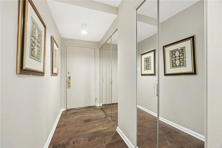 1500 Cochran Road #703, Scott Township, PA 15243 - #2