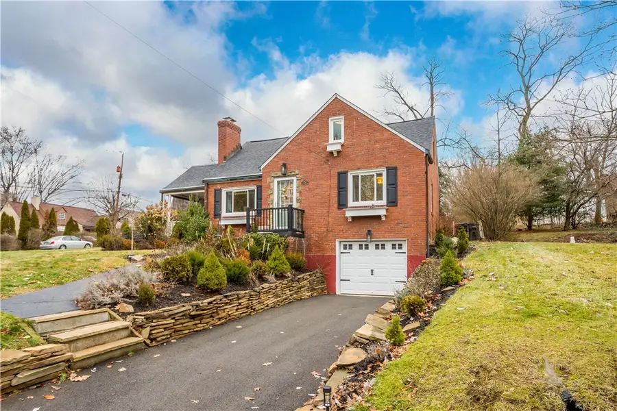 112 Locust Lane, Upper Saint Clair, PA 15241 - #2