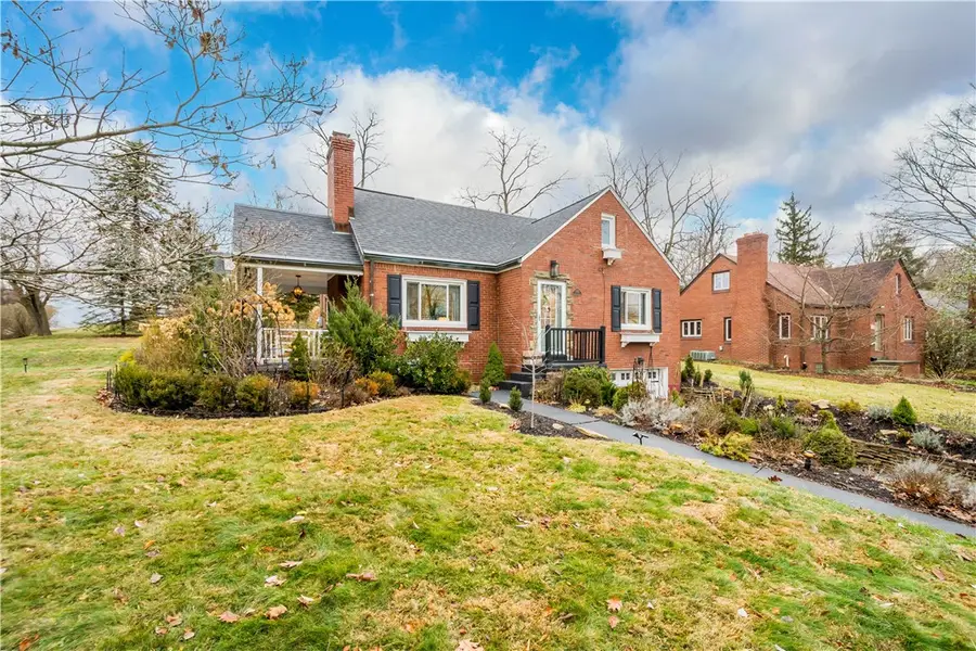 112 Locust Lane, Upper Saint Clair, PA 15241 - #3