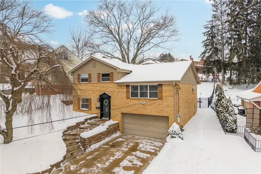 809 Bethany Drive, Mount Lebanon Township, PA 15243 - #2