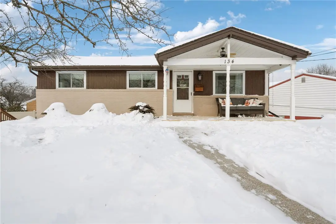 134 Vetter Dr, Penn Hills, PA 15235 - Image #1