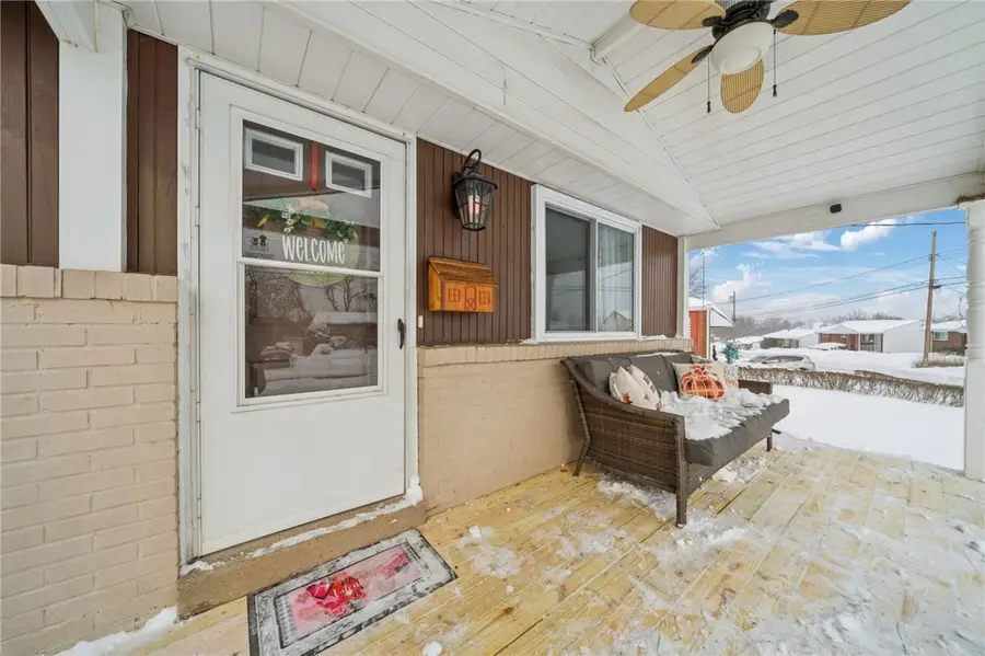 134 Vetter Dr, Penn Hills, PA 15235 - Image #2